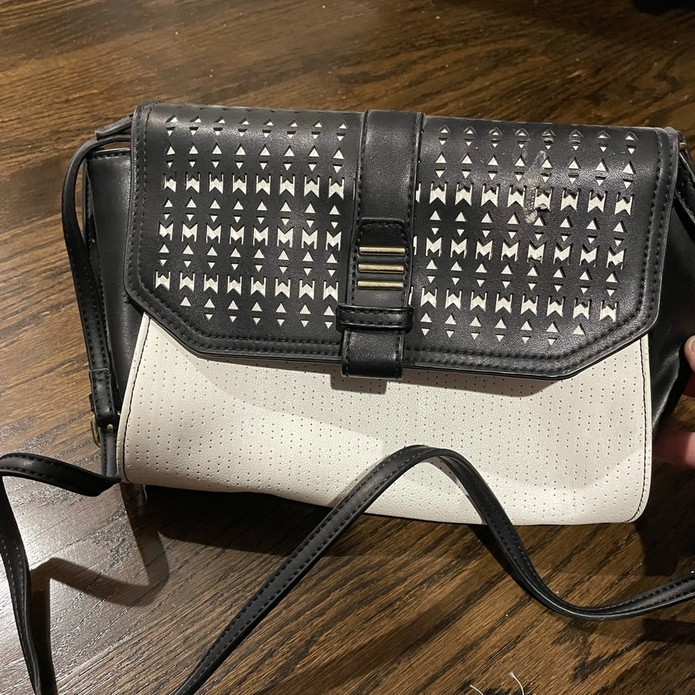 Danielle Nicole Black/White Crossbody - image 1